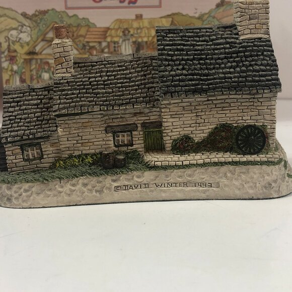 Vintage David Winter Cottages 1993 Welsh Collection Y DDRAIG GOCH Original box - Picture 15 of 16